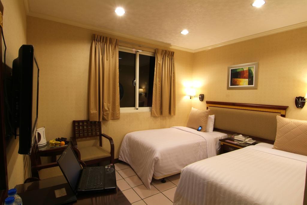 Puti Commercial Hotel Long Đàm Ngoại thất bức ảnh